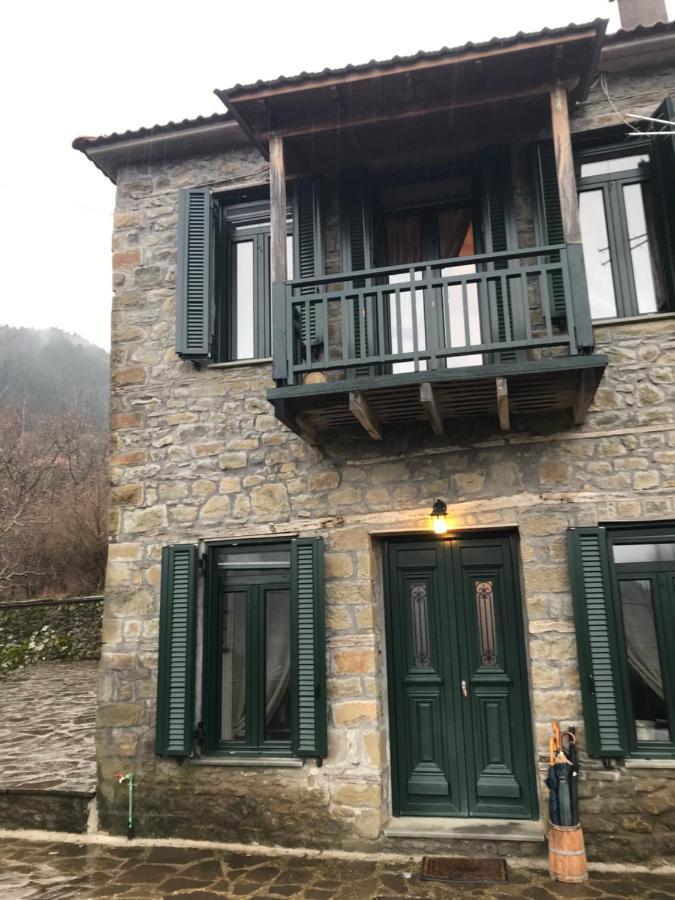 Villa Δάφνη 1933, Λιθόχτιστο Αρχοντικό Στο Βουνό Ano Chora Exterior foto